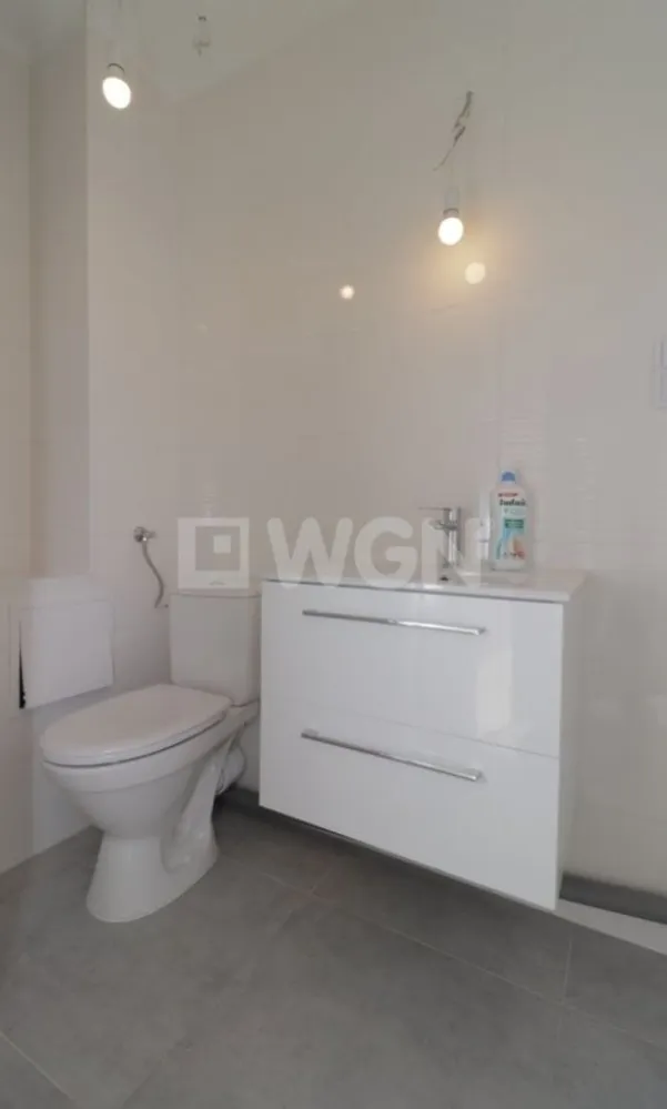 Lokal usługowy na  wynajem Lublin - Lublin,  Targ Wileńska, LSM, lokal usługowo handlowy 77,7 m2 w pawilonie handlowym.