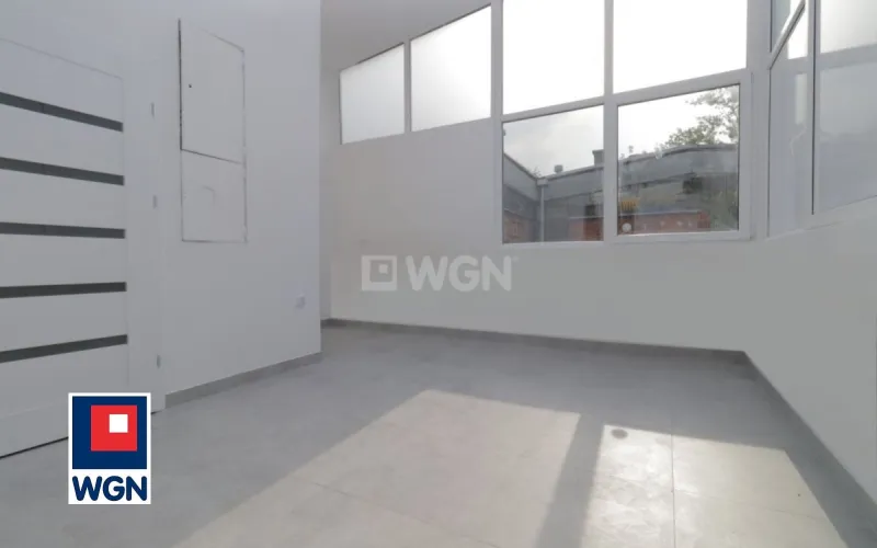 Lokal usługowy na  wynajem Lublin - Lublin,  Targ Wileńska, LSM, lokal usługowo handlowy 77,7 m2 w pawilonie handlowym.